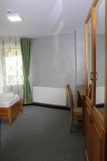 Улучшенный двухместный номер с 2 отдельными кроватями в  Hostel Teleki